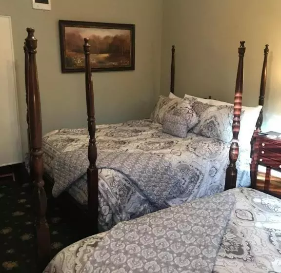 Hotel The Campbell House Inn