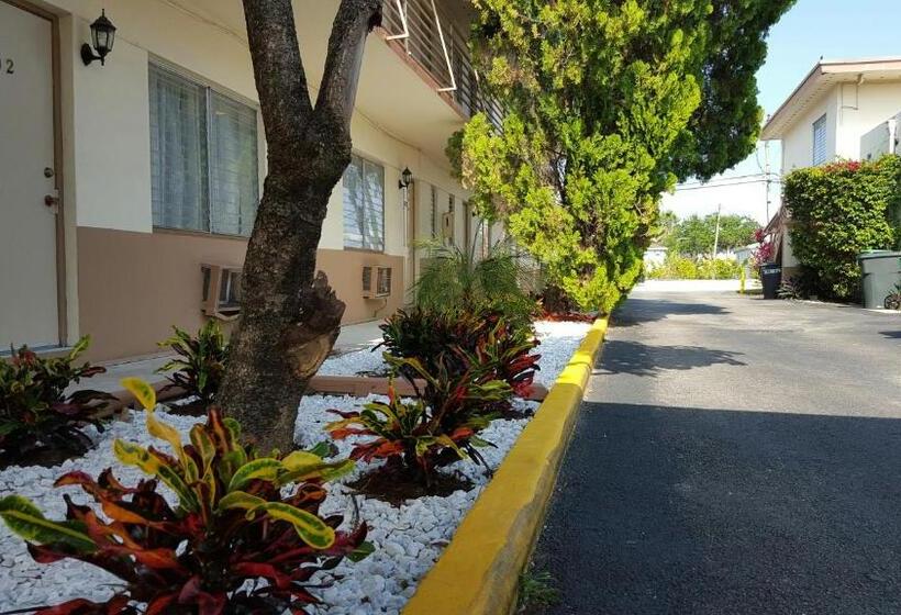 فندق على الطريق Parkway Inn