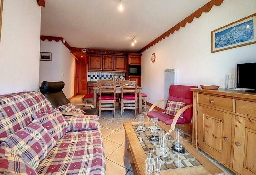 Spacieux Appartement 3p, Balcon, Proche Pistes, 6 Pers, Parking En Option   Fr 1 344 837