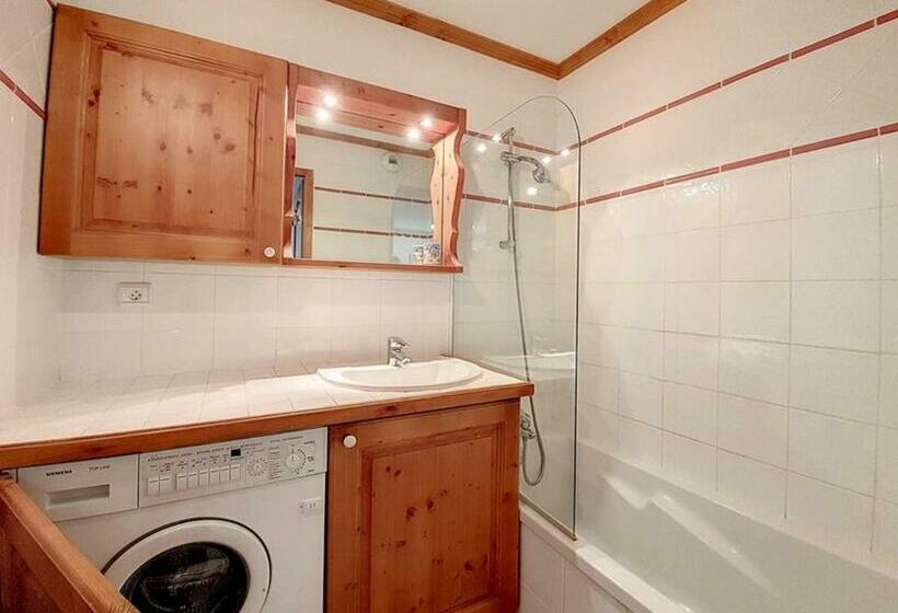 Spacieux Appartement 3p, Balcon, Proche Pistes, 6 Pers, Parking En Option   Fr 1 344 837