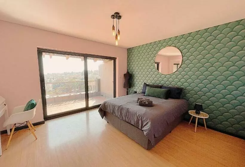 Luxurious 2 Bedroom Oasis In The Heart Of Sandton