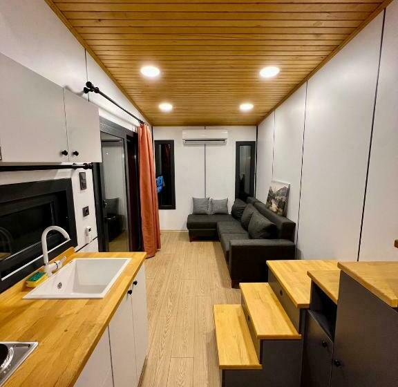 膳宿费 Clower Tiny House