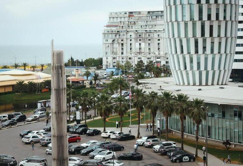 پانسیون Orbi City Sea View