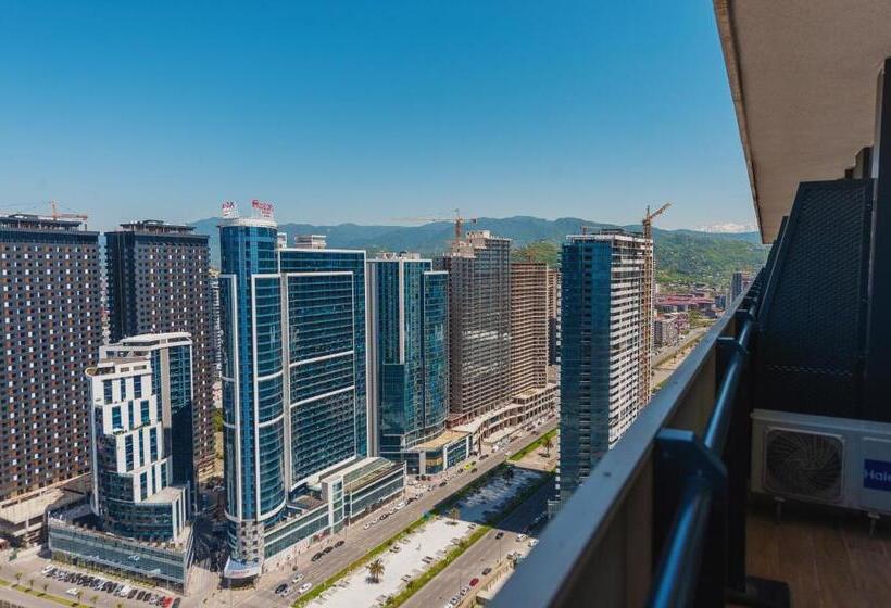 پانسیون Orbi City Sea View