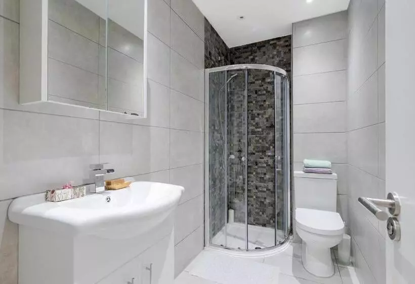 City Sparrow Apartment Pad  1