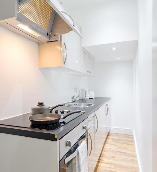 City Sparrow Apartment Pad  1