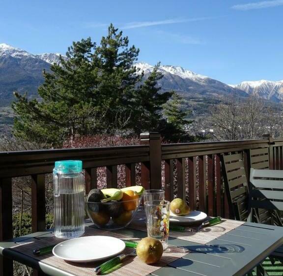 Embrun Superbe Appartement Classé 3 étoiles Tout équipé Avec Vue Sur Montagnes
