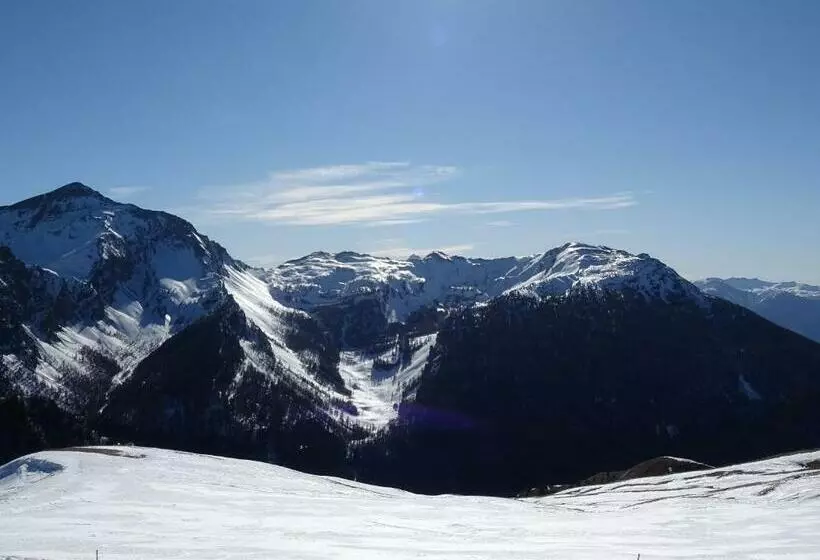 Embrun Superbe Appartement Classé 3 étoiles Tout équipé Avec Vue Sur Montagnes