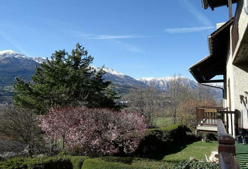 Embrun Superbe Appartement Classé 3 étoiles Tout équipé Avec Vue Sur Montagnes