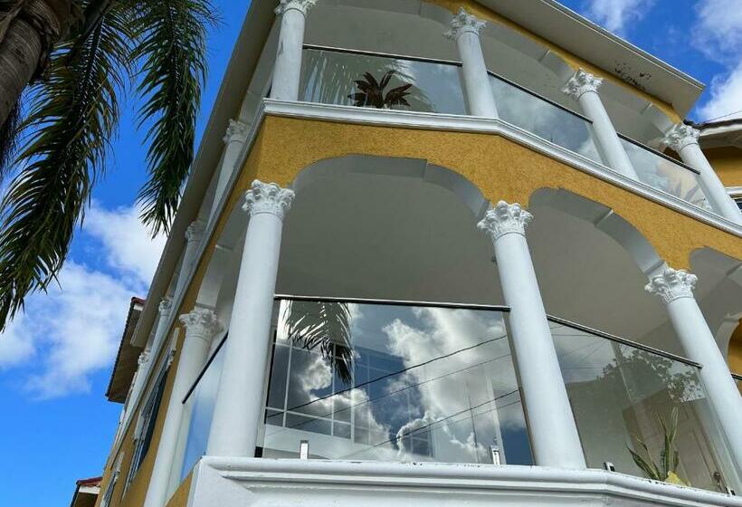 تختخواب و صبحانه Hill View Vacational Rental