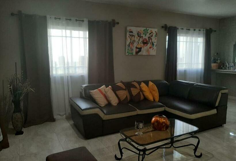 تختخواب و صبحانه Hill View Vacational Rental