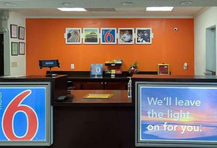 호텔 Studio 6 Bay Minette, Al