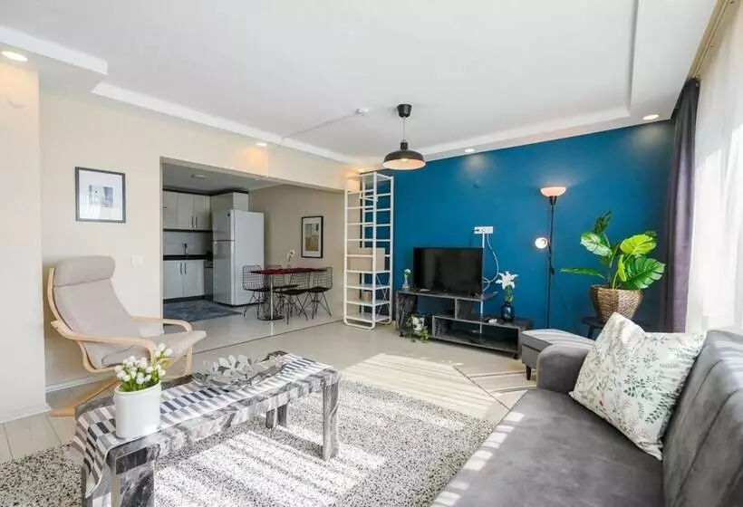 Missafir Stylish Flat Near Hadrian S Gate