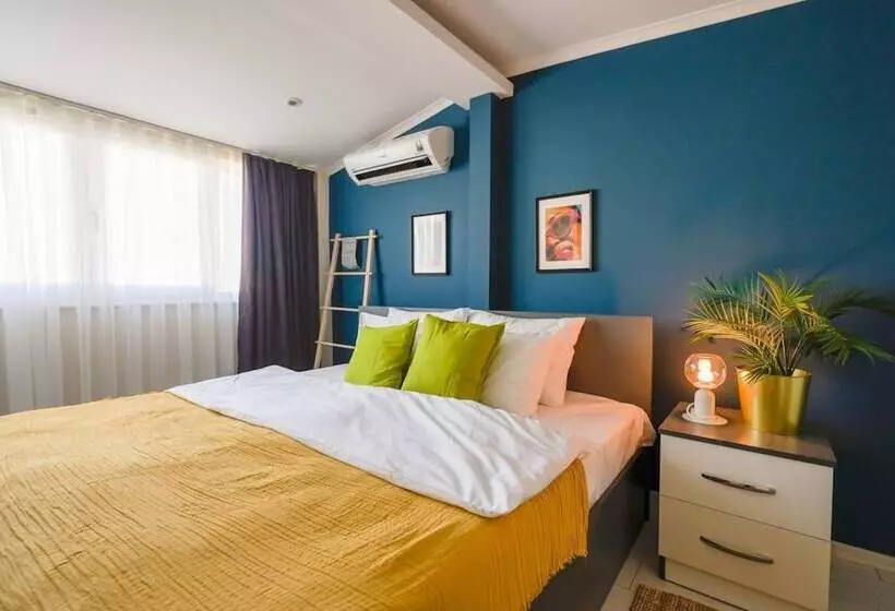Missafir Stylish Flat Near Hadrian S Gate