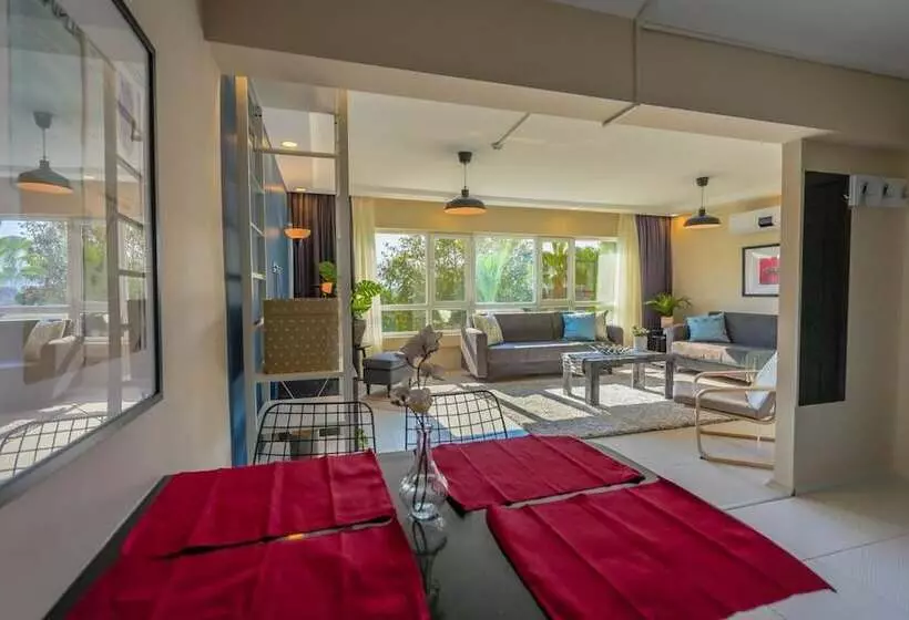 Missafir Stylish Flat Near Hadrian S Gate