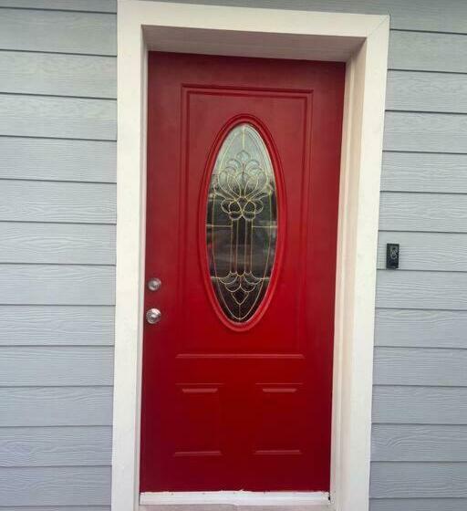 Airy 1 Bedroom Apartment 3 Minutes From Downtown