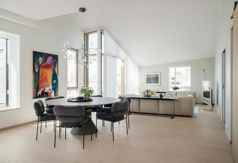 Fully Serviced Apartment With Spectacular Views Towards The Munch Museum