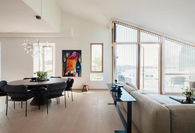 Fully Serviced Apartment With Spectacular Views Towards The Munch Museum