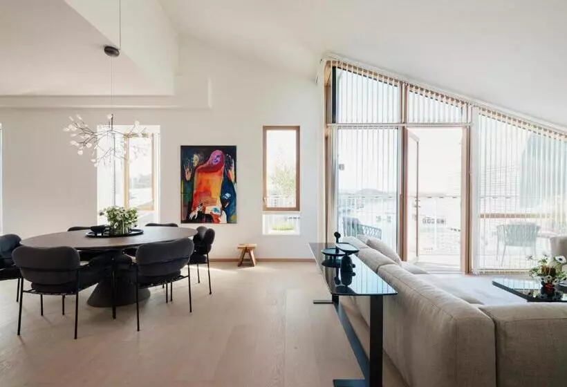 Fully Serviced Apartment With Spectacular Views Towards The Munch Museum