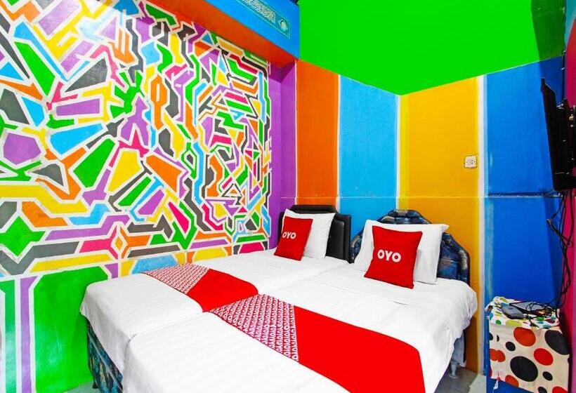 בית מלון כפרי Oyo 91601 Pelemkecut Double Degree Syariah