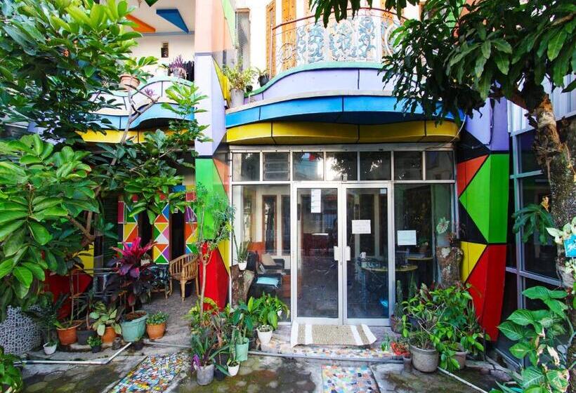 בית מלון כפרי Oyo 91601 Pelemkecut Double Degree Syariah