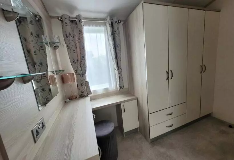 Meadow Lodge
