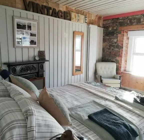 Shoe Trader S Terrace