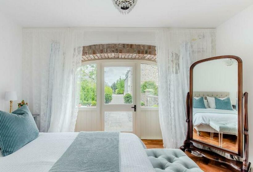 The Cow Shed Luxury Barn Moments From Narberth