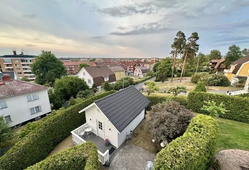 Aamiaismajoitus (B&B) Pensionat Prinshöjden   Home