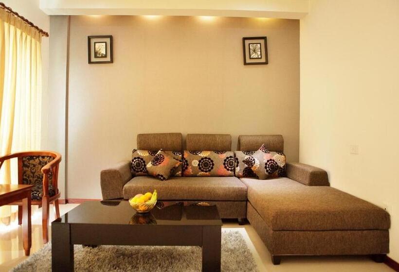 Hotel Athirappilly Residency Chalakudy