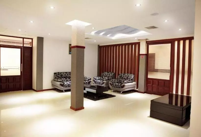 Hotelli Athirappilly Residency Chalakudy