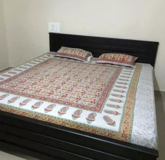 Mountain View Lake Front Home