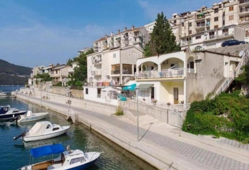 پانسیون Apartments Vesna