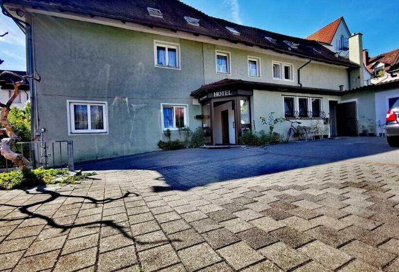 Hospedaria Apartment 96