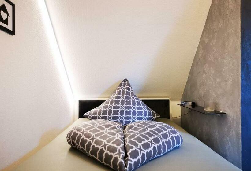 Hospedaria Apartment 96