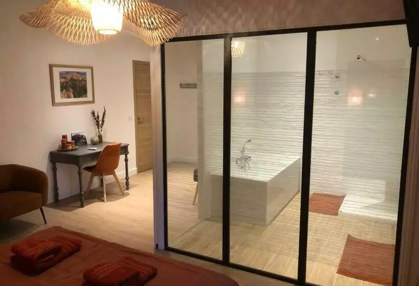 ベッドアンドブレックファースト Le Mas Justin