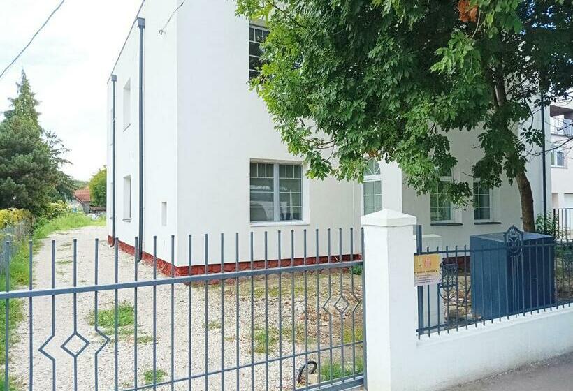 Happy Bunnies Apartman Ii   Siófok