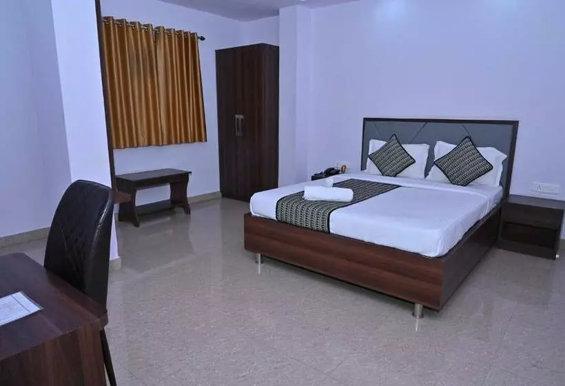 Hotelli Stone Park By Wb Inn