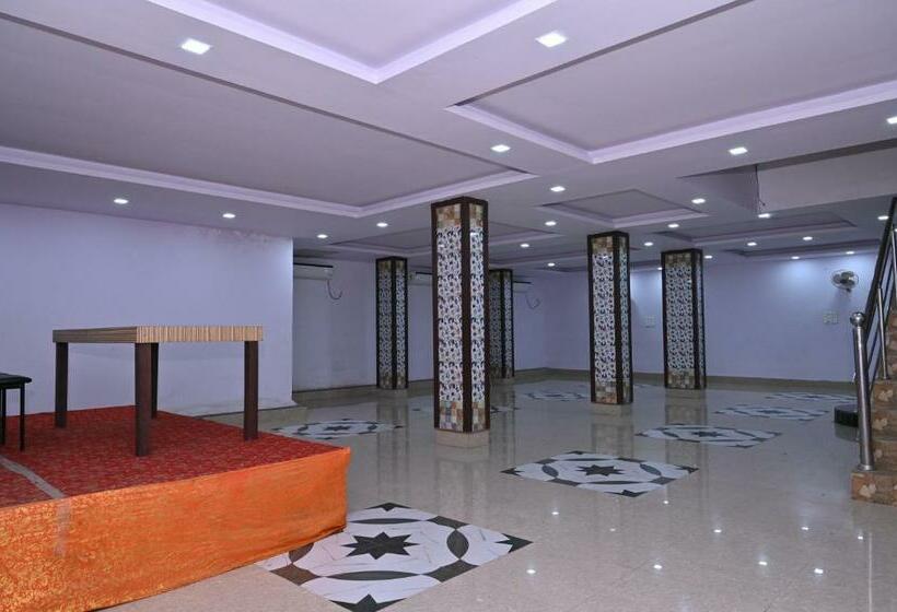 فندق Stone Park By Wb Inn