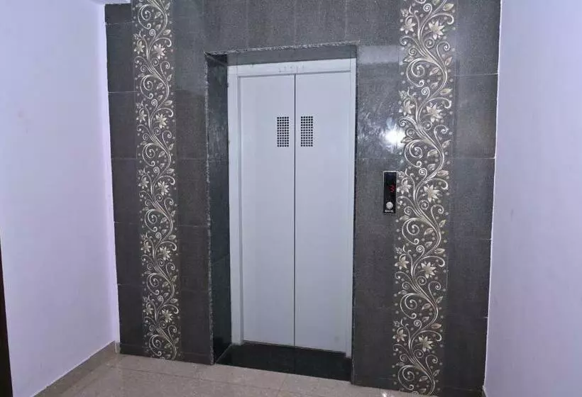 Hotelli Stone Park By Wb Inn