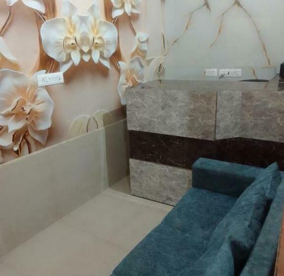 ホテル Viraz By Wb Inn