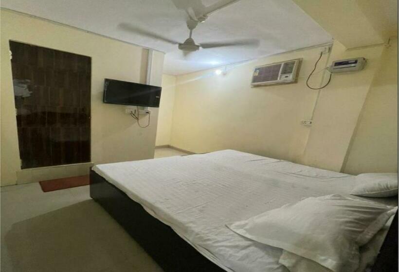 ホテル Viraz By Wb Inn