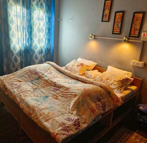 Pension (Hôtel basse catégorie) Banaras Rest House