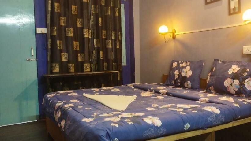 Pension (Hôtel basse catégorie) Banaras Rest House