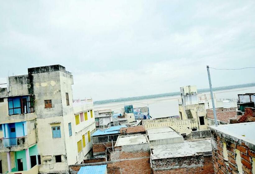 Pension (Hôtel basse catégorie) Banaras Rest House