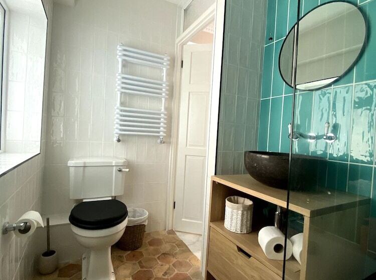 Stunning Beach House At Southsea, Portsmouth