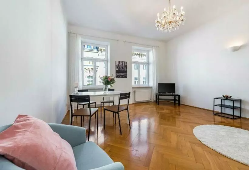 A&s Center Apartment Vienna
