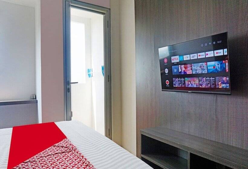 Szálloda Oyo 91593 San San Rooms Apartment Gunung Putri Square