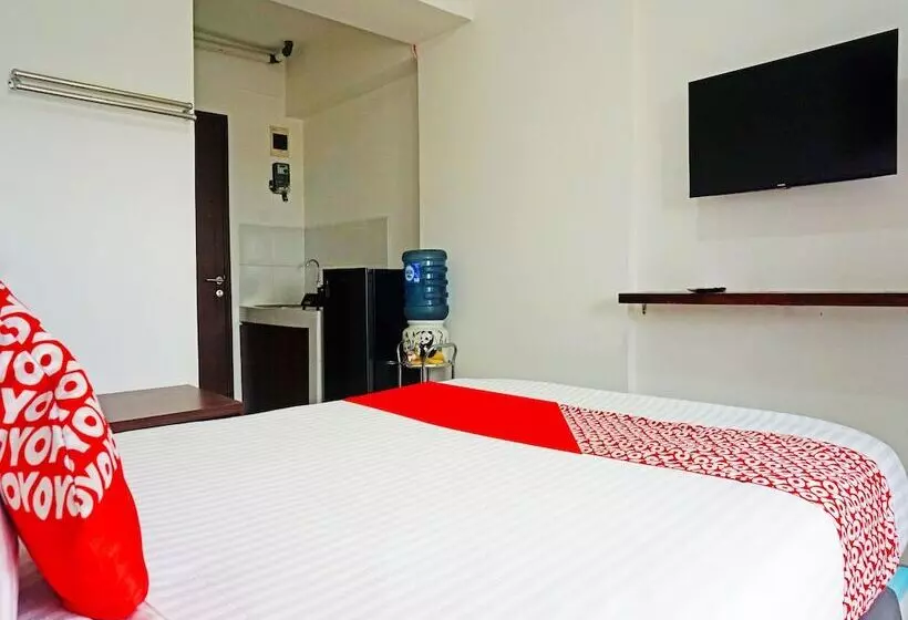 Hotelli Oyo 91593 San San Rooms Apartment Gunung Putri Square