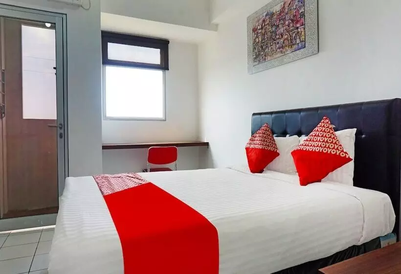Hotelli Oyo 91593 San San Rooms Apartment Gunung Putri Square